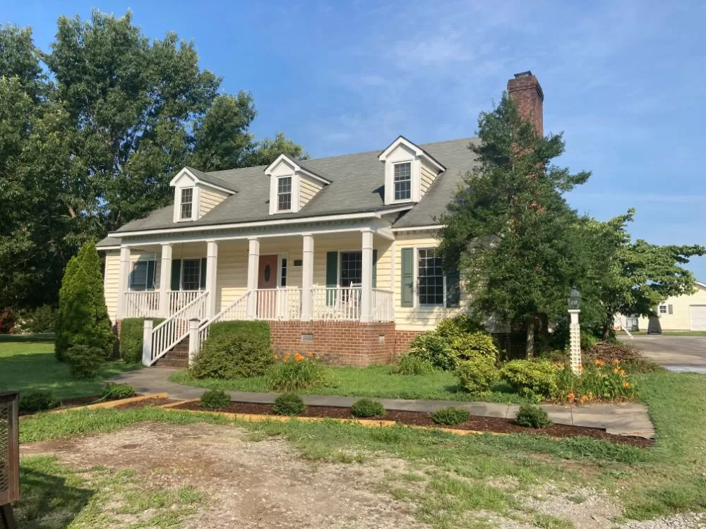 House Wash, Roof Wash, and Concrete Cleaning in Nashville, NC